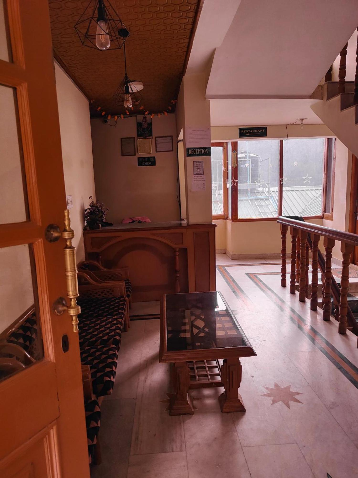 Hotel Arohi Vashist Zewnętrze zdjęcie